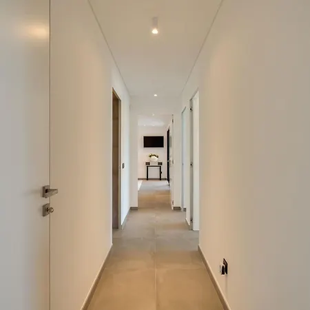 Ocean & Pool Retreat By Hostwise Holiday home