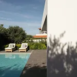 Prázdninový dům Ocean & Pool Retreat By Hostwise Amoreira (Leiria)