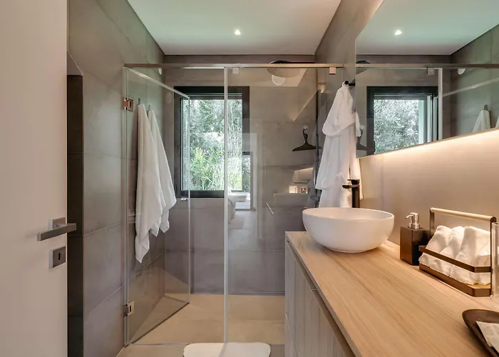 Сasa de vacaciones Ocean & Pool Retreat By Hostwise