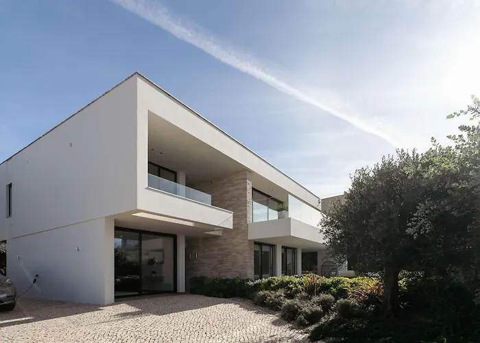 Ocean & Pool Retreat By Hostwise Amoreira (Leiria)