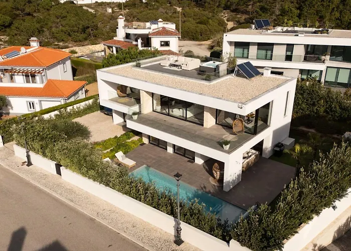 Ocean & Pool Retreat By Hostwise בית נופש